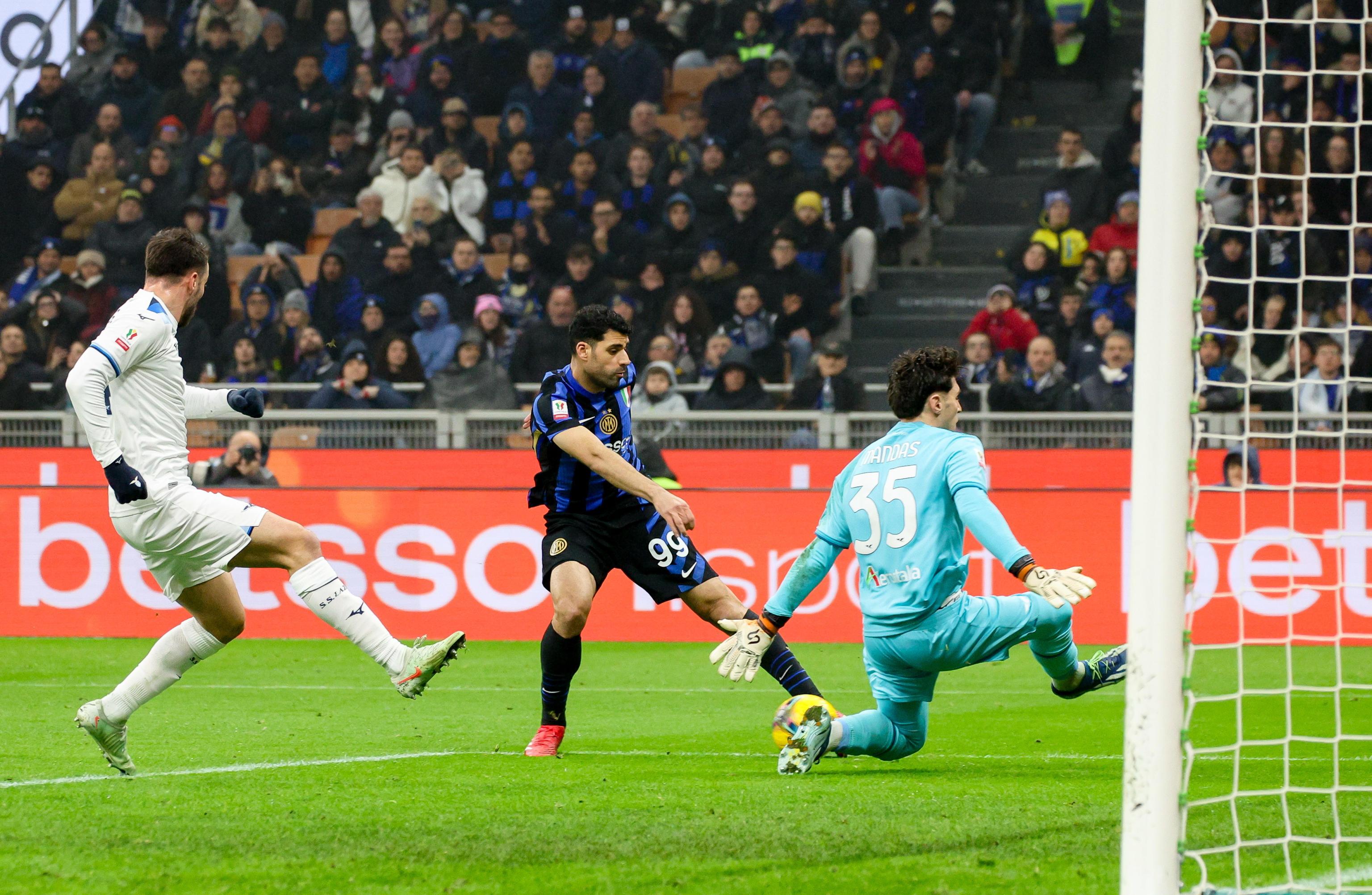 意大利足球比赛中的争议事件 意大利足球比赛中的争议事件