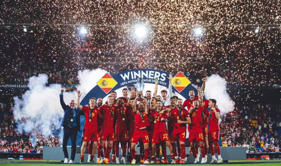 爱游戏app-英国队战胜丹麦队，晋级欧国联决赛