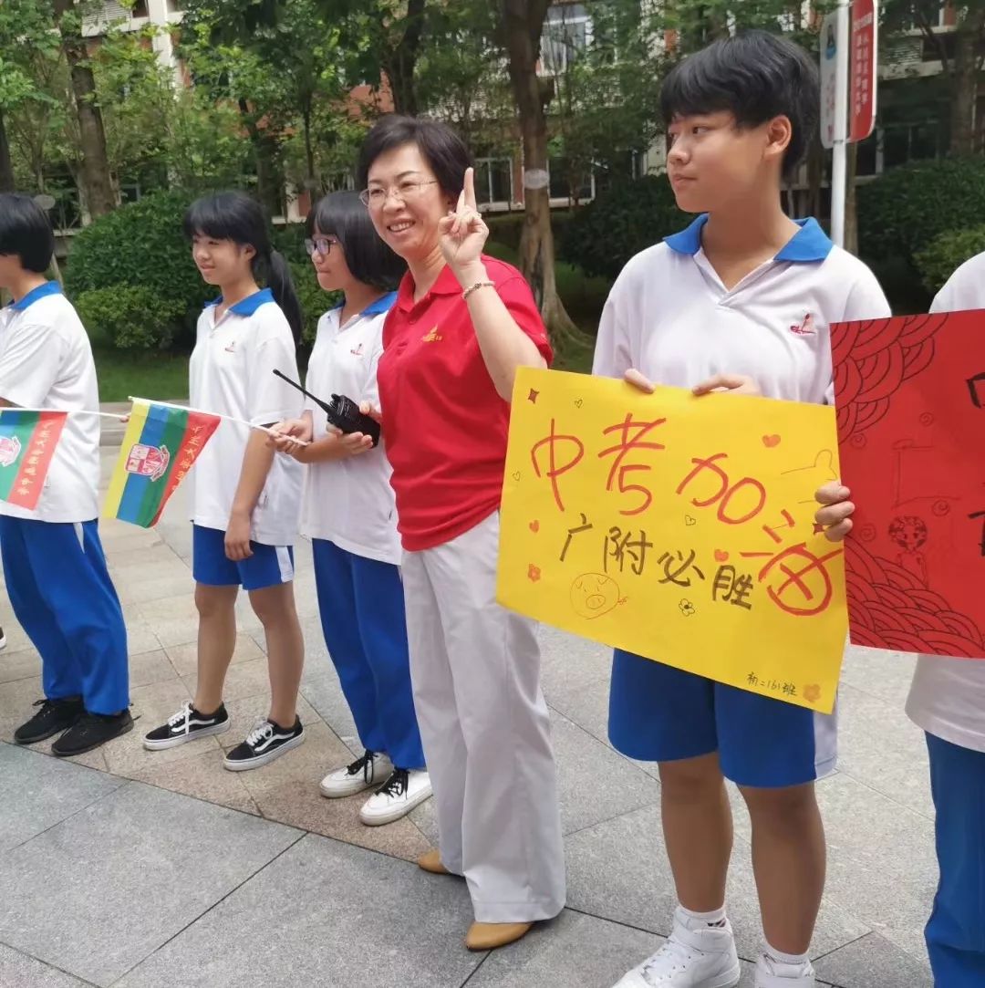 爱游戏在线登录-罗马队员斗志昂扬，展现出色表现