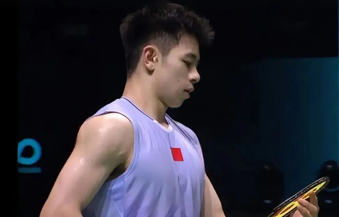 新加坡运动员表现卓越,赢得瞩目目光的简单介绍 新加坡运动员表现卓越,赢得瞩目目光的简单介绍