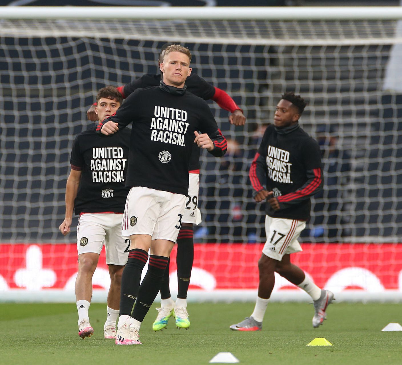 狼队-胜富勒姆,晋级半决赛 狼队-胜富勒姆,晋级半决赛