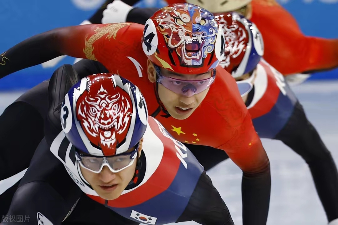 荷兰队在短道速滑比赛中包揽奖牌 荷兰队在短道速滑比赛中包揽奖牌