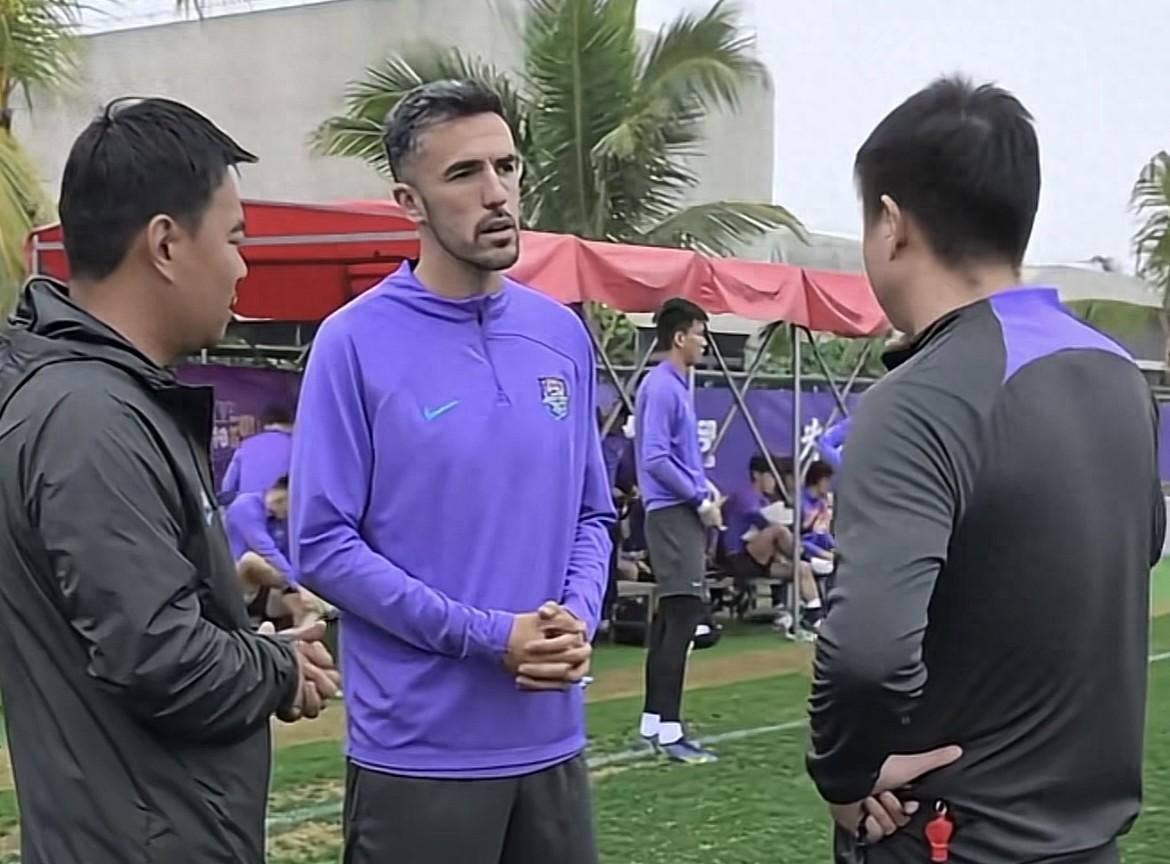 外援表现不佳引团队挑战,助攻内线成疑的简单介绍 外援表现不佳引团队挑战,助攻内线成疑的简单介绍