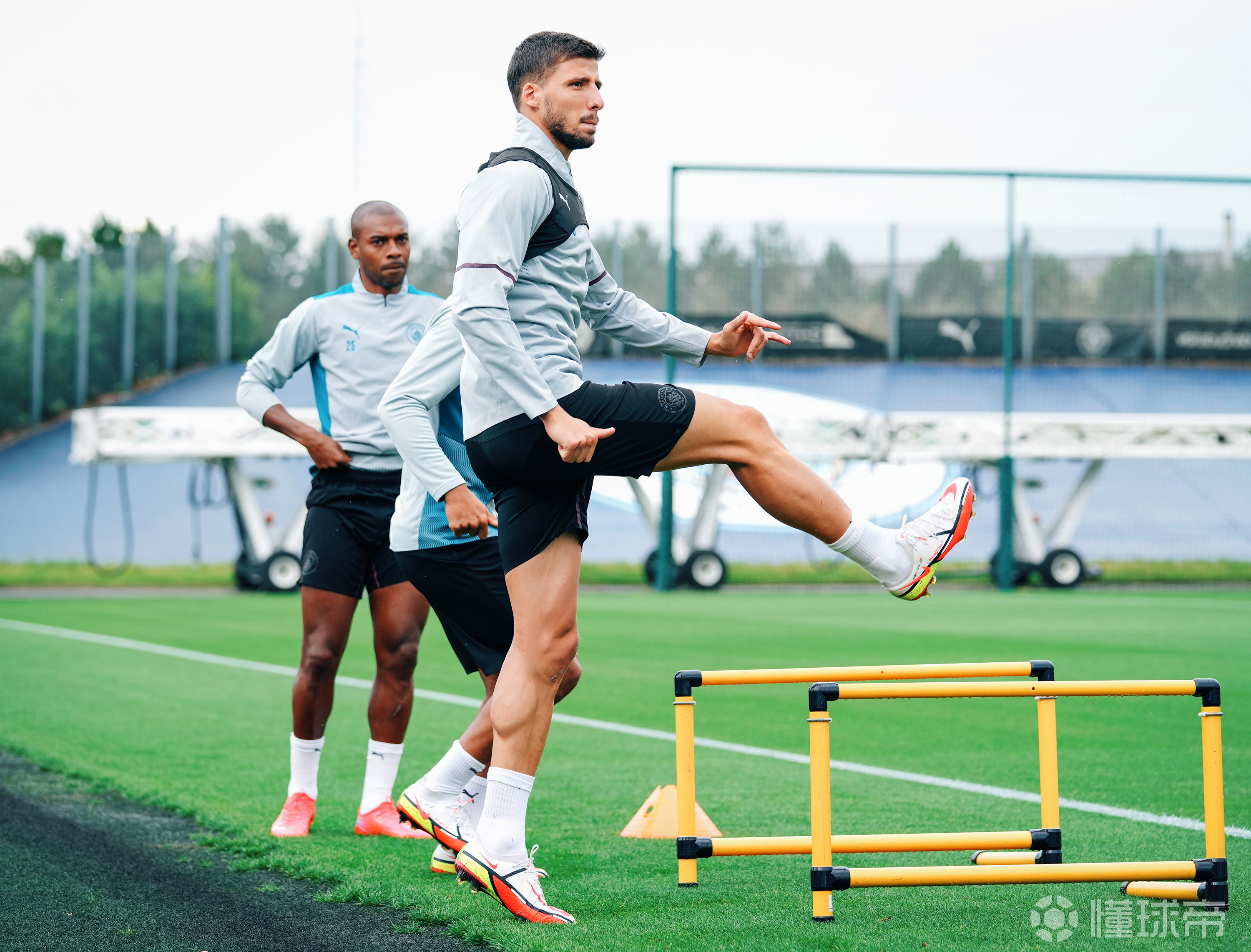 爱游戏官方入口-包含朴茨茅斯客场立下汗誓，努力备战下一场比赛的词条