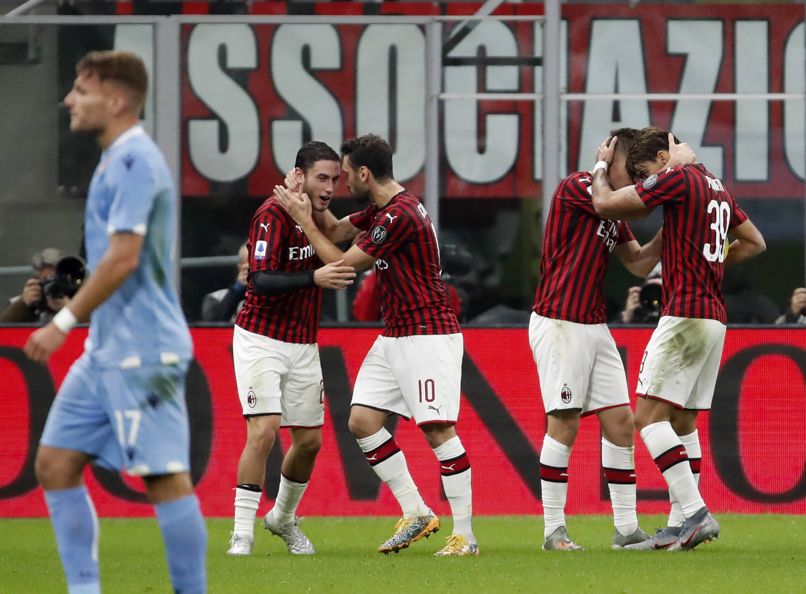 爱游戏-关于尤文图斯战胜阿贾克斯，晋级形势一片大好的信息