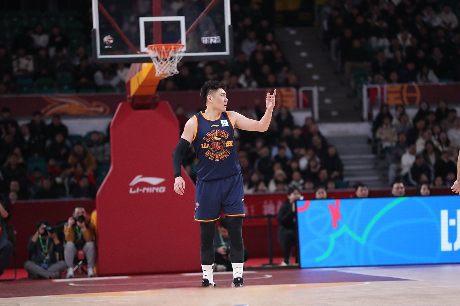 爱游戏-包含浙江稠州队士气高涨，击败山西男篮的词条