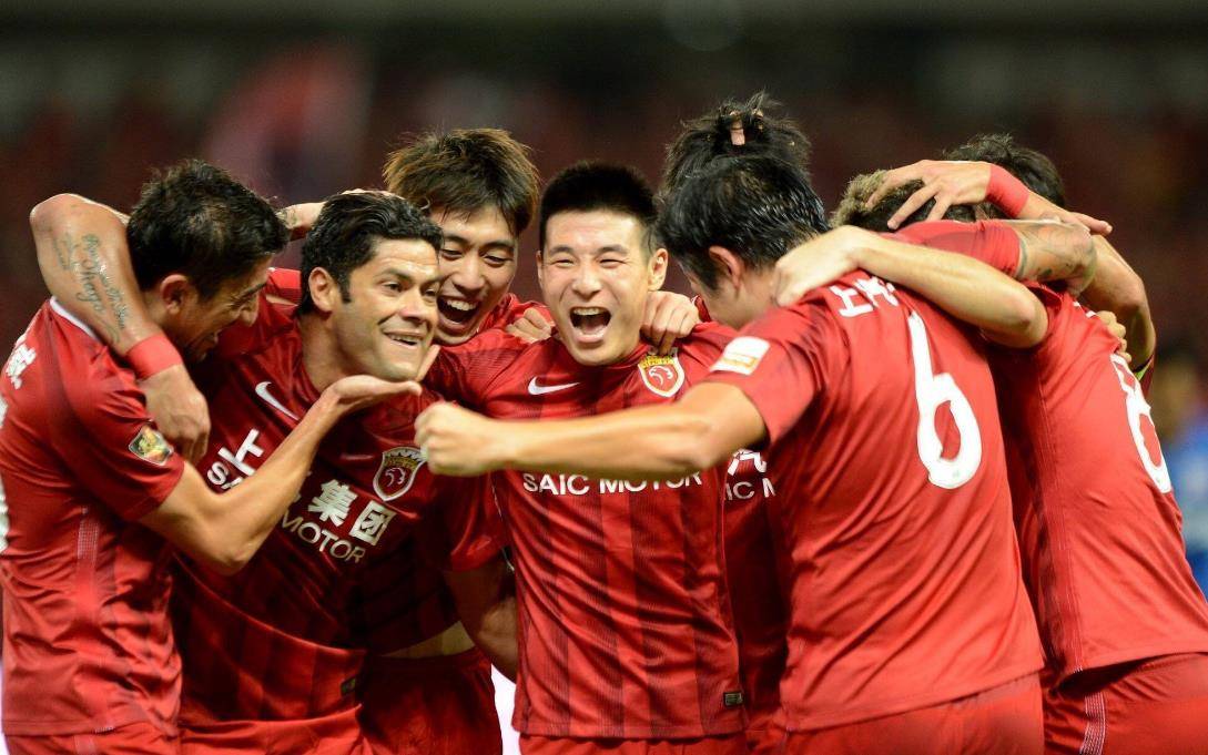 富力客场战胜上港,继续发力追赶的简单介绍 富力客场战胜上港,继续发力追赶的简单介绍