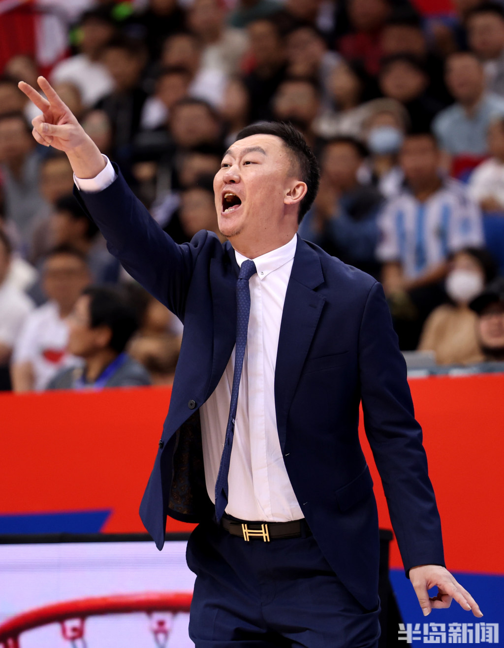 包含青岛黄海险胜对手,稳固中游位置的词条 包含青岛黄海险胜对手,稳固中游位置的词条