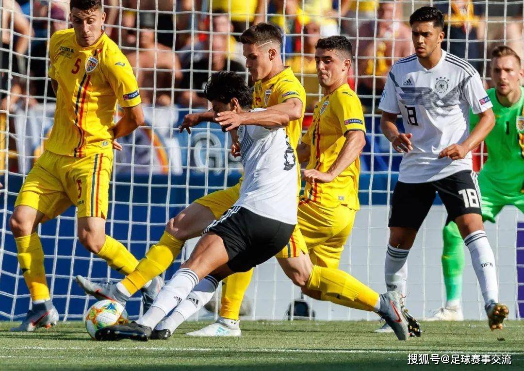 爱游戏中国官网-斯洛伐克队在本轮比赛中力保不败