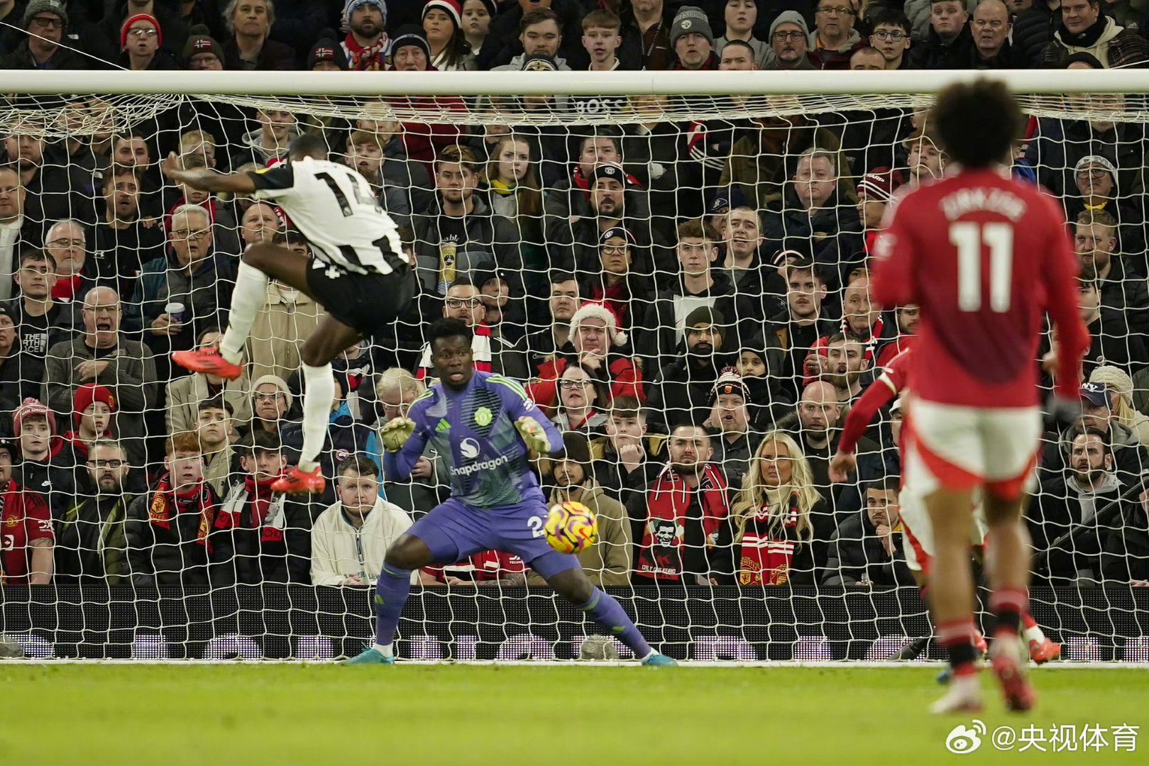 爱游戏官方登录入口-关于曼联客场不敌对手，遭遇联赛连败的信息