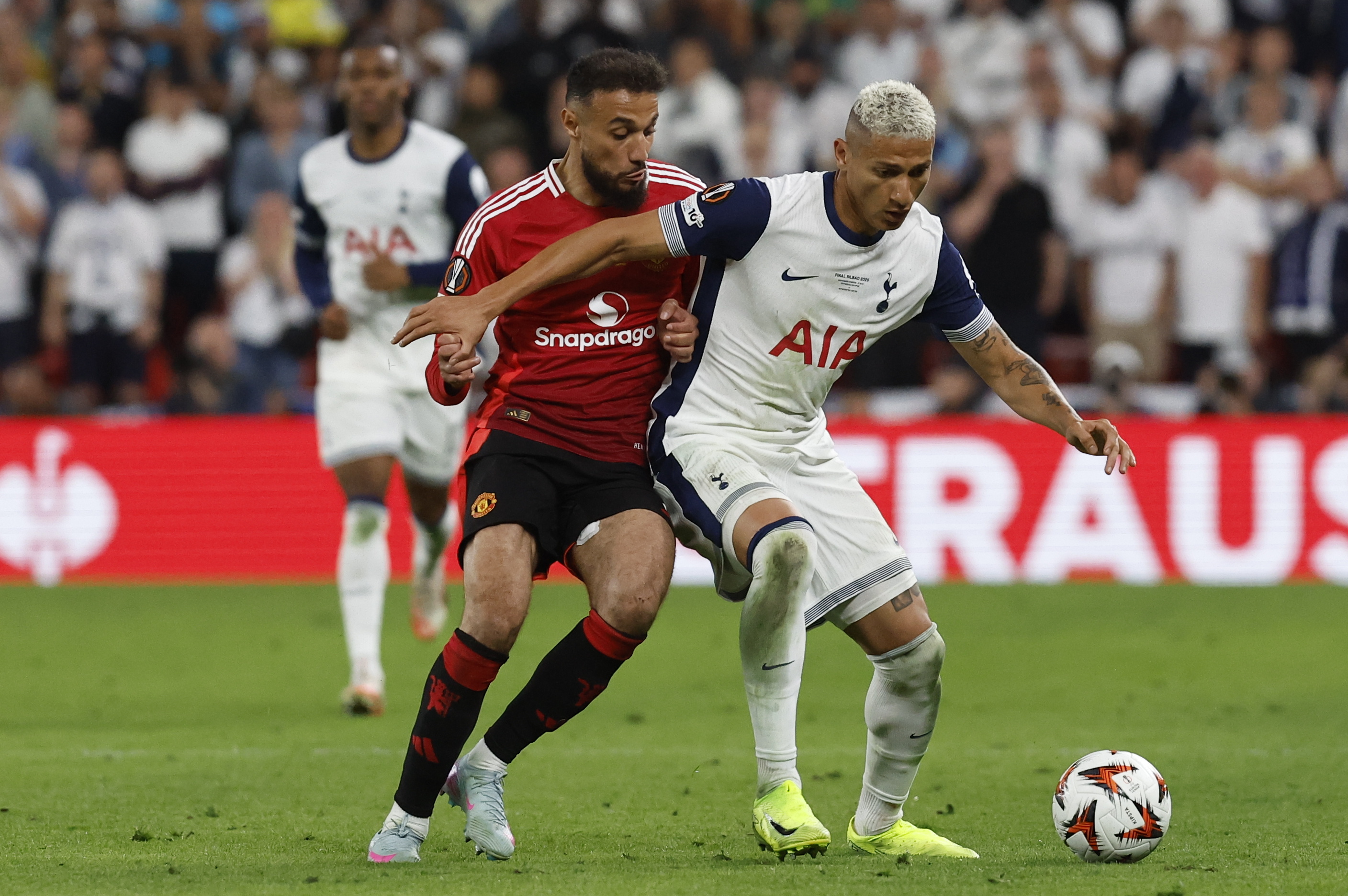 关于托特纳姆热刺主场大胜,豪取三分的信息 关于托特纳姆热刺主场大胜,豪取三分的信息