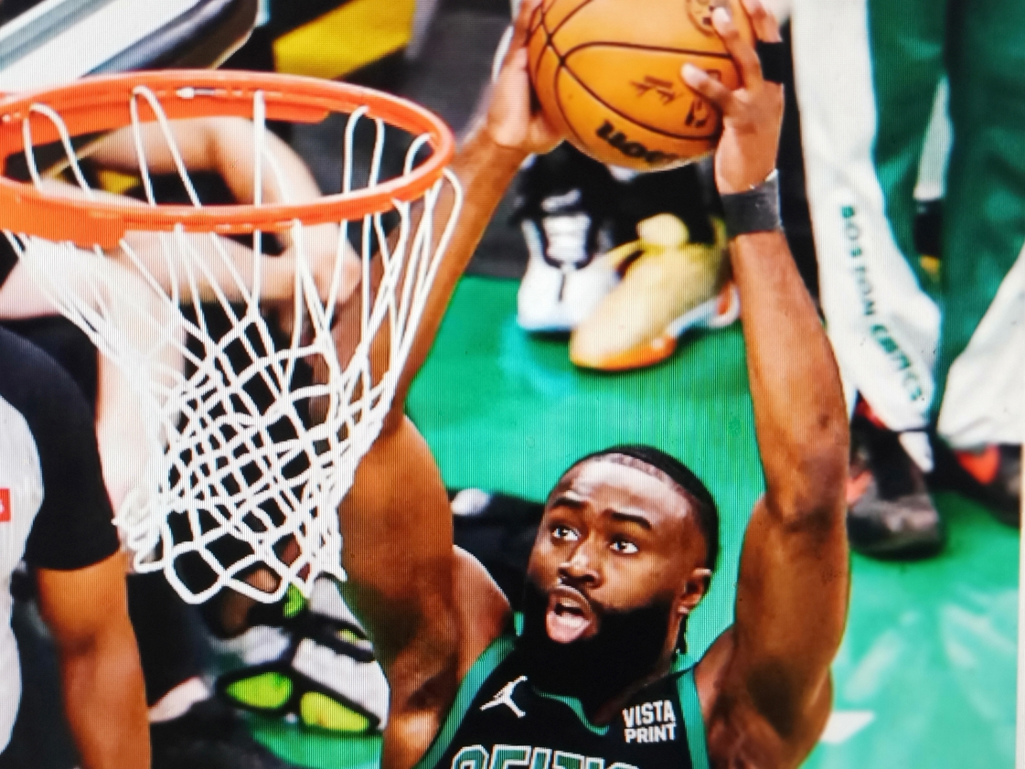 爱游戏官网网页版入口-包含凯尔特人全队状态低迷，球队整体表现难以令人信服的词条