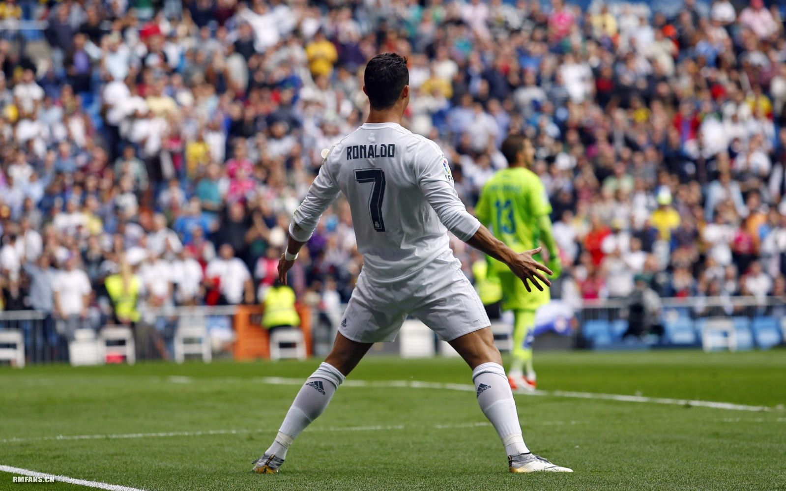 爱游戏官方入口-夺冠战报告：皇家马德里稳压力大胜的简单介绍