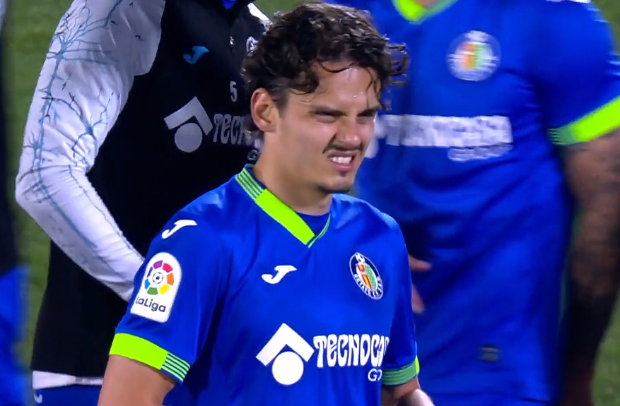 爱游戏在线-包含赫塔菲绝杀维拉利尔，取得三分的词条