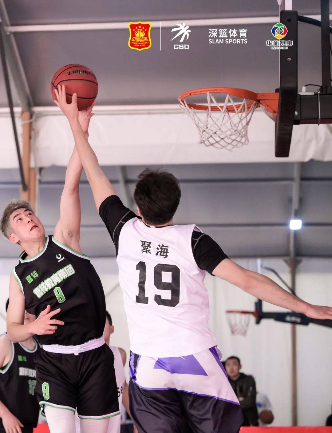 比赛现场激情四射,运动员斗志昂扬的简单介绍 比赛现场激情四射,运动员斗志昂扬的简单介绍