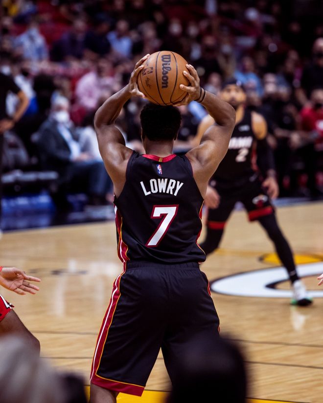 爱游戏官网-包含公牛进攻火力爆发，取得胜利晋级的词条