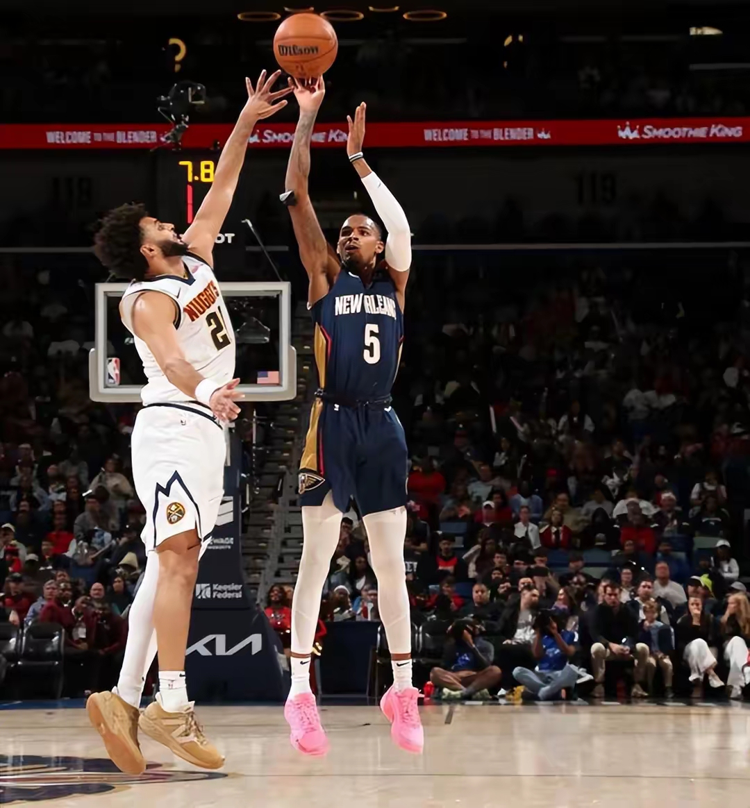 掘金枪手穆雷三分绝杀,战胜雷霆 掘金枪手穆雷三分绝杀,战胜雷霆