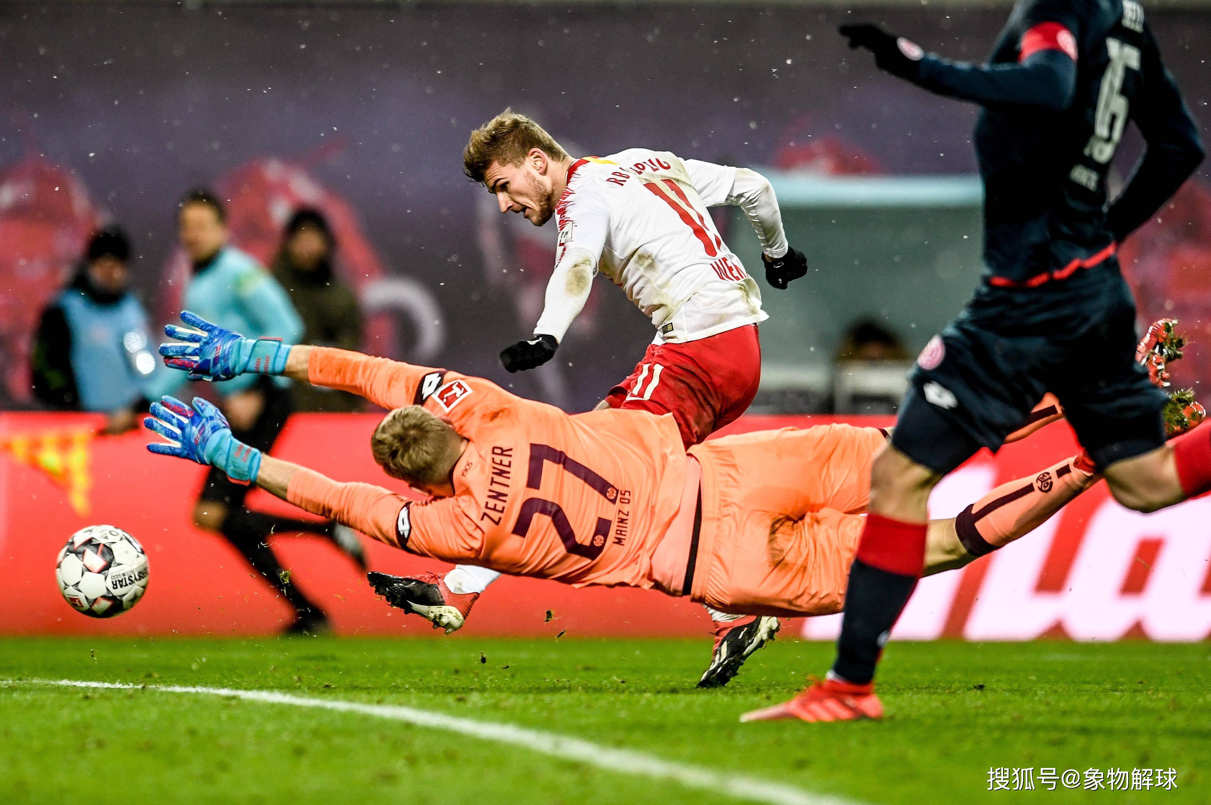 爱游戏官网入口-包含马洛卡主场不敌巴列卡诺，遗憾输球令人扼腕的词条